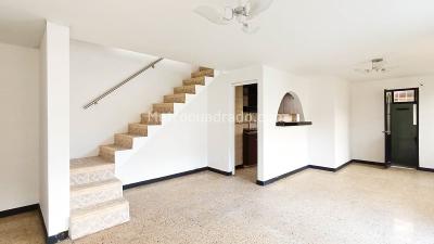 Apartamento de 3 alcobas en arriendo en Belen, Medellín, 98 m² · foto 3 de 17