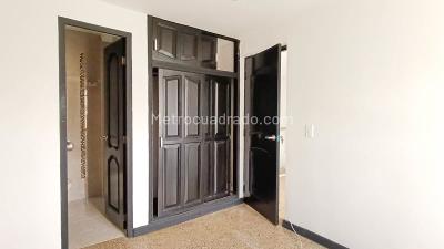 Apartamento de 3 alcobas en arriendo en Belen, Medellín, 98 m² · foto 6 de 17