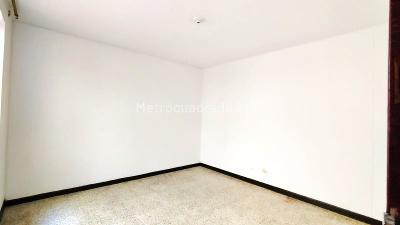 Casa en arriendo en Santa Monica, Medellín · foto 7 de 20