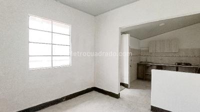 Casa de 4 alcobas en arriendo en Cristobal, Medellín, 140 m² · foto 4 de 20