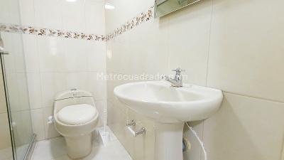 Apartaestudio en arriendo en Laureles, Medellín · foto 9 de 10