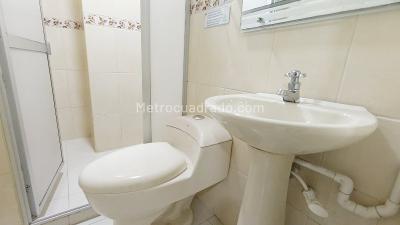 Apartaestudio en arriendo en Bolivariana, Medellín, 42 m² · foto 9 de 10