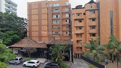 Apartamento de 3 alcobas en arriendo en Lorena, Medellín, 80 m² · foto 4 de 19