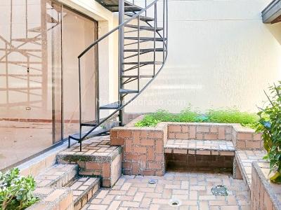 Casa de 5 alcobas en arriendo en El Velodromo, Medellín, 270 m² · foto 12 de 14