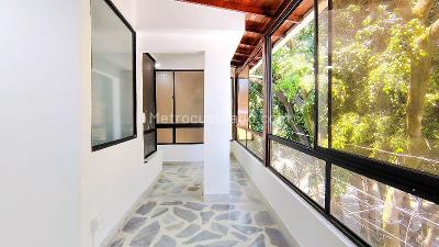 Apartamento de 3 alcobas en arriendo en Floresta Sta Lucia, Medellín, 108 m² · foto 11 de 14