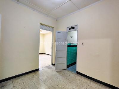 Casa de 3 alcobas en arriendo en Manrique Central No. 2, Medellín, 138 m² · foto 13 de 20