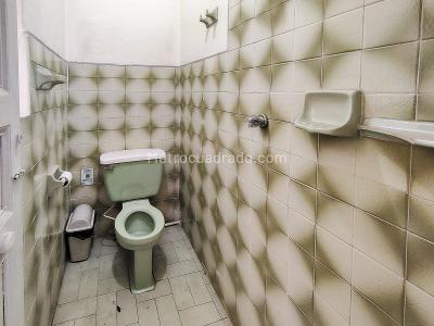 Casa de 3 alcobas en arriendo en Manrique Central No. 2, Medellín, 138 m² · foto 16 de 20
