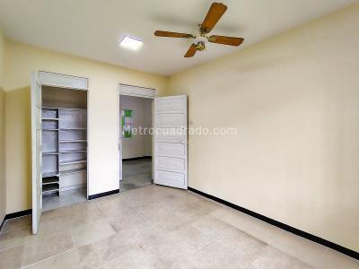 Casa de 3 alcobas en arriendo en Manrique Central No. 2, Medellín, 138 m² · foto 18 de 20