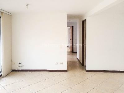 Apartamento en Arriendo, Loma De Los Bernal, Medellín