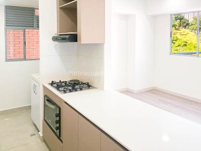 Apartamento de 2 alcobas en arriendo en Sabaneta, Sabaneta, 70 m² · foto 4 de 16