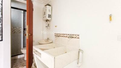 Apartaestudio en arriendo en Itagui, Itagüí, 30 m² · foto 7 de 9