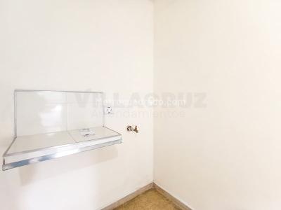 Apartaestudio en arriendo en Prado Centro, Medellín, 30 m² · foto 6 de 7
