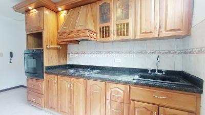 Apartamento de 4 alcobas en arriendo en San German, Medellín, 87 m² · foto 5 de 20