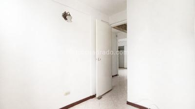 Apartamento de 4 alcobas en arriendo en San German, Medellín, 87 m² · foto 15 de 20
