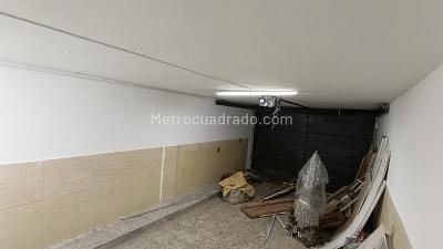 Casa de 3 alcobas en arriendo en La Castellana, Medellín, 350 m² · foto 16 de 16