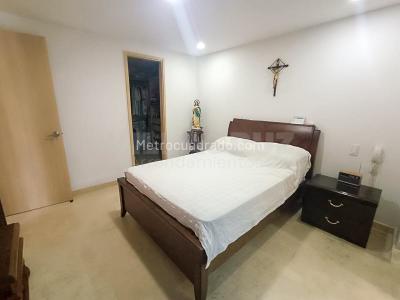 Apartamento en arriendo en Laureles, Medellín · foto 9 de 20