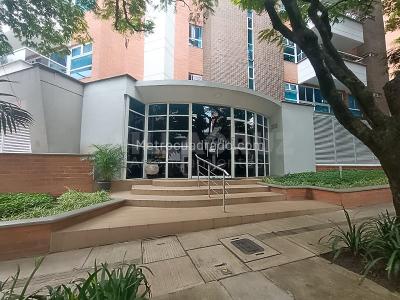 Apartamento en arriendo en Laureles, Medellín · foto 20 de 20