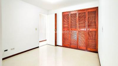 Apartamento de 3 alcobas en arriendo en Laureles, Medellín, 86 m² · foto 6 de 20
