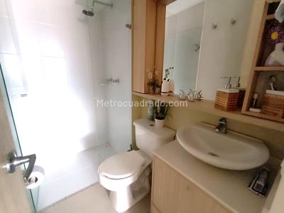 Apartamento de 3 alcobas en venta en Bello, Bello, 58 m² · foto 11 de 14