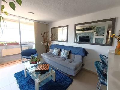 Apartamento de 3 alcobas en venta en Bello, Bello, 58 m² · foto 2 de 14