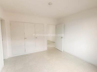 Apartamento en venta en Centro Internacional De La Moda, Medellín · foto 6 de 16