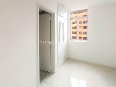 Apartamento en venta en Centro Internacional De La Moda, Medellín · foto 8 de 16