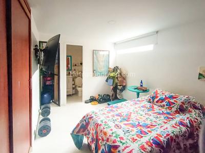 Apartamento de 3 alcobas en venta en Belen, Medellín, 135 m² · foto 5 de 18
