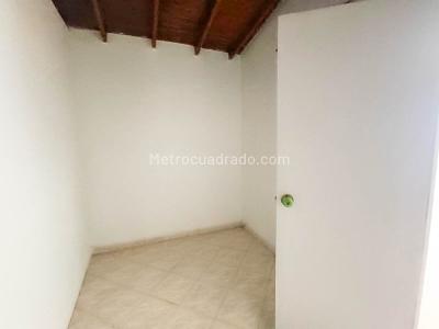 Casa de 5 alcobas en venta en Laureles, Medellín, 244 m² · foto 12 de 18