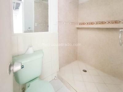 Casa de 5 alcobas en venta en Laureles, Medellín, 244 m² · foto 18 de 18