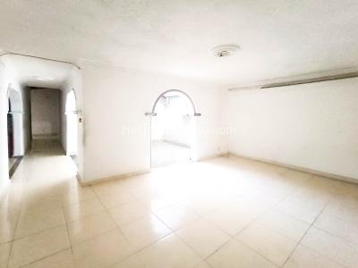Casa de 5 alcobas en venta en Laureles, Medellín, 244 m² · foto 4 de 18
