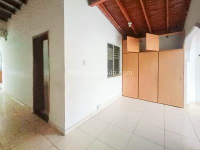 Casa de 5 alcobas en venta en Laureles, Medellín, 244 m² · foto 7 de 18