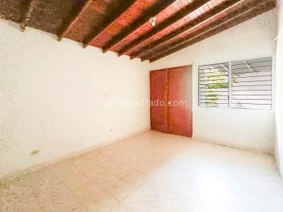 Casa de 5 alcobas en venta en Laureles, Medellín, 244 m² · foto 8 de 18