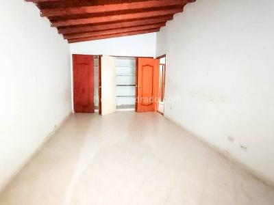 Casa de 5 alcobas en venta en Laureles, Medellín, 244 m² · foto 9 de 18