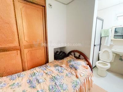 Apartamento de 3 alcobas en venta en Laureles, Medellín, 167 m² · foto 6 de 12