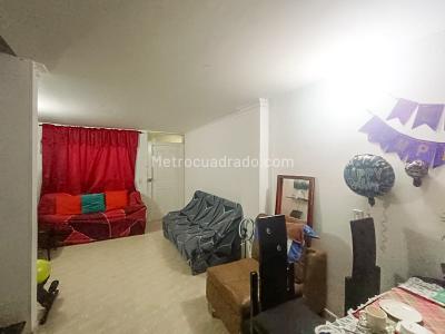 Apartamento en venta en Rodeo Alto, Medellín · foto 2 de 16