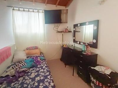 Apartamento en venta en Rodeo Alto, Medellín · foto 8 de 16