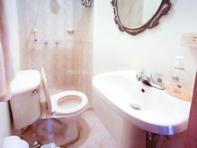 Casa de 5 alcobas en venta en Laureles, Medellín, 347 m² · foto 17 de 20