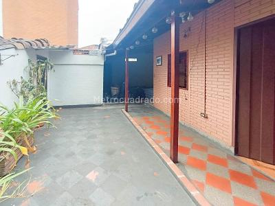 Casa de 5 alcobas en venta en Laureles, Medellín, 347 m² · foto 20 de 20