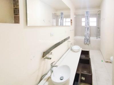 Casa de 5 alcobas en venta en Laureles, Medellín, 347 m² · foto 5 de 20