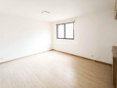 Apartaestudio en venta en La Castellana, Medellín, 57 m² · foto 5 de 12