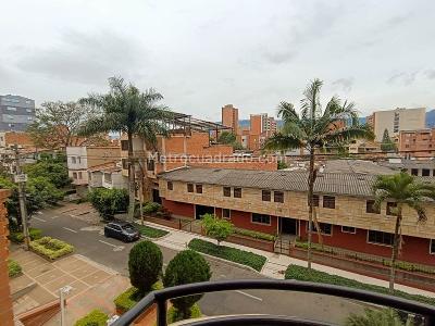 Apartaestudio en venta en La Castellana, Medellín, 57 m² · foto 10 de 12