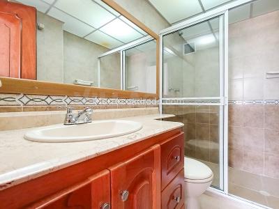 Apartamento en venta en La Floresta, Medellín · foto 18 de 20