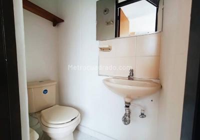Casa de 3 alcobas en venta en Robledo Parque, Medellín, 160 m² · foto 8 de 20