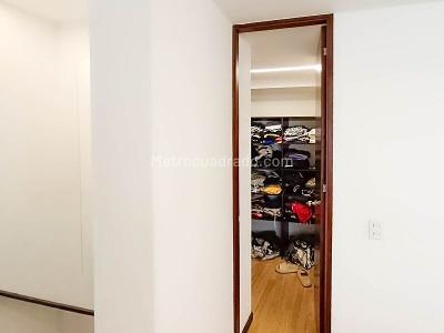 Apartamento en venta en Calasanz, Medellín · foto 7 de 18