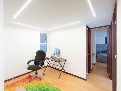 Apartamento en venta en Calasanz, Medellín · foto 8 de 18