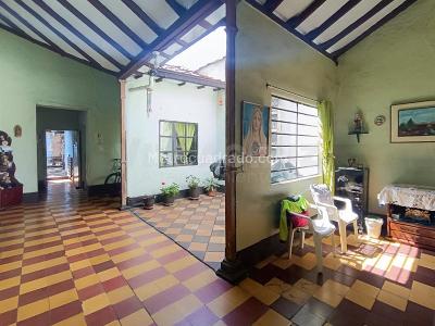 Casa de 5 alcobas en venta en Cristobal, Medellín, 230 m² · foto 9 de 14