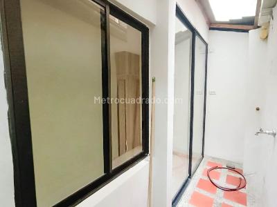 Apartamento de 4 alcobas en venta en Cristobal, Medellín, 74 m² · foto 11 de 16