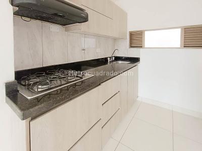 Apartamento en venta en Cristobal, Medellín · foto 3 de 16