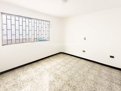 Casa de 4 alcobas en venta en Santa Monica, Medellín, 163 m² · foto 5 de 19