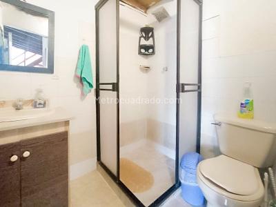Apartamento en venta en La Floresta, Medellín · foto 11 de 12
